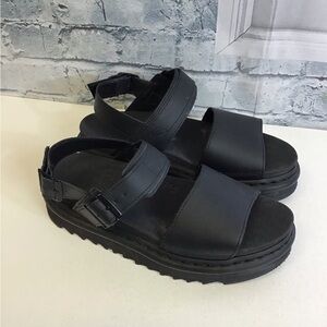 Dr. Martens Air Walk 9